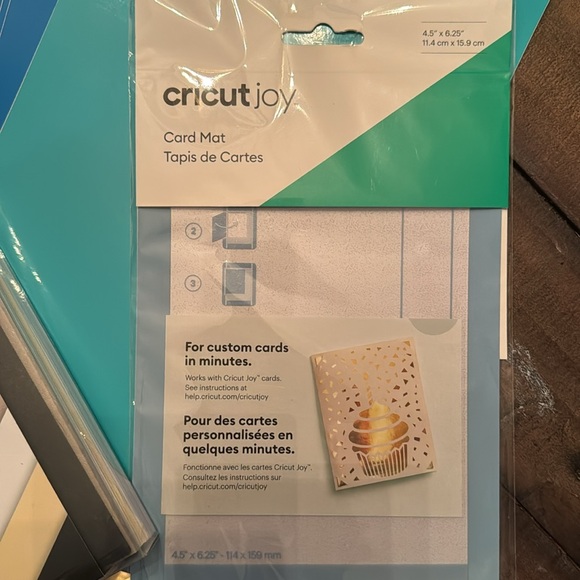 BRAND NEW CRICUT JOY bundle. Machine and cricut accessories Never opened!!! - Picture 7 of 7